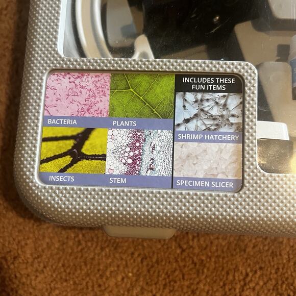 Discovery Mindblown Microscope Set with Case 120X Lots Of pieces - Picture 3 of 8